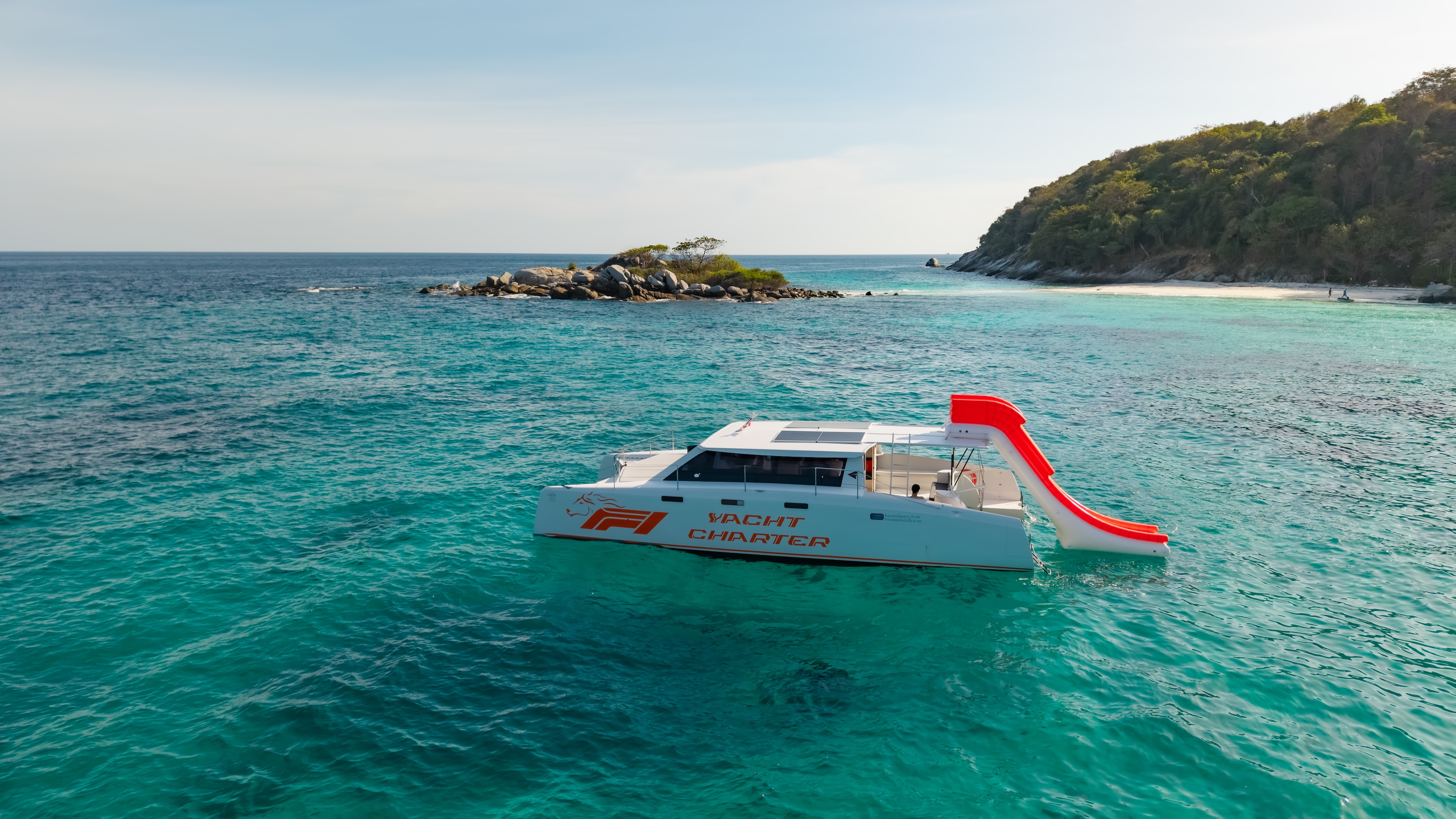 F1 YACHT 42FT - Photo 4